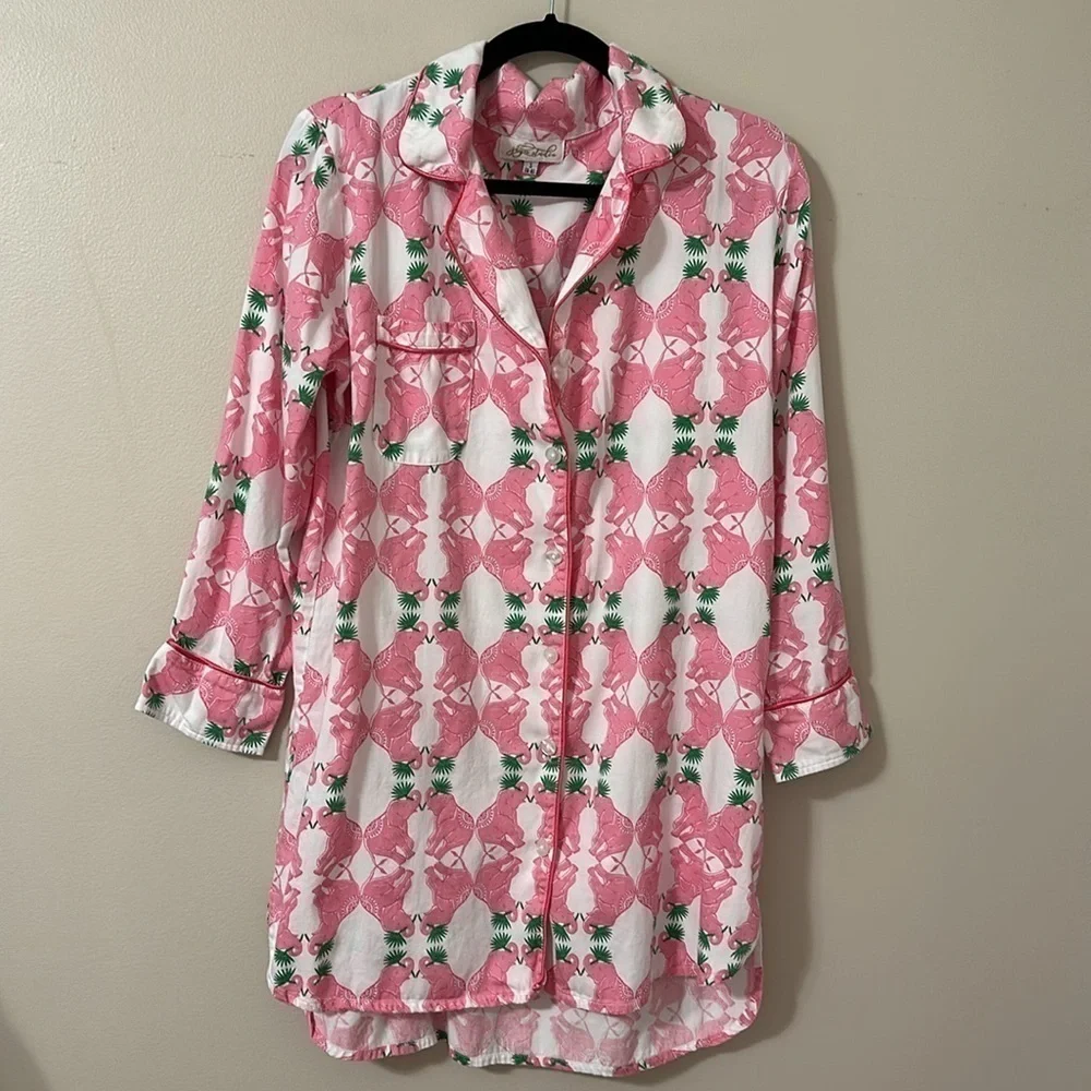 Jaye’s Studio Button Front Sleep Shirt Pink, White&Green Elephant Print Sz Small